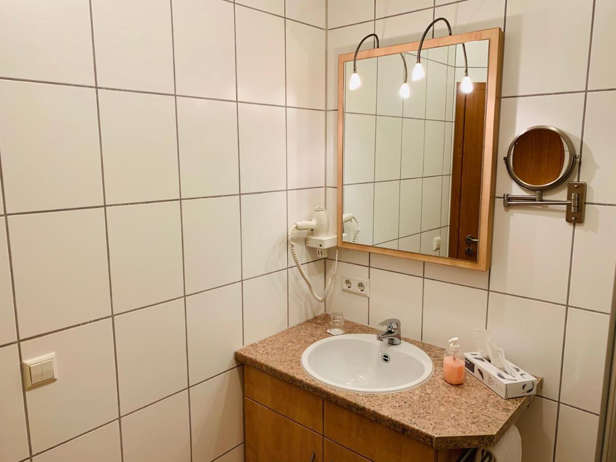 Hotel Zum Fliegerwirt Mengen Esterno foto